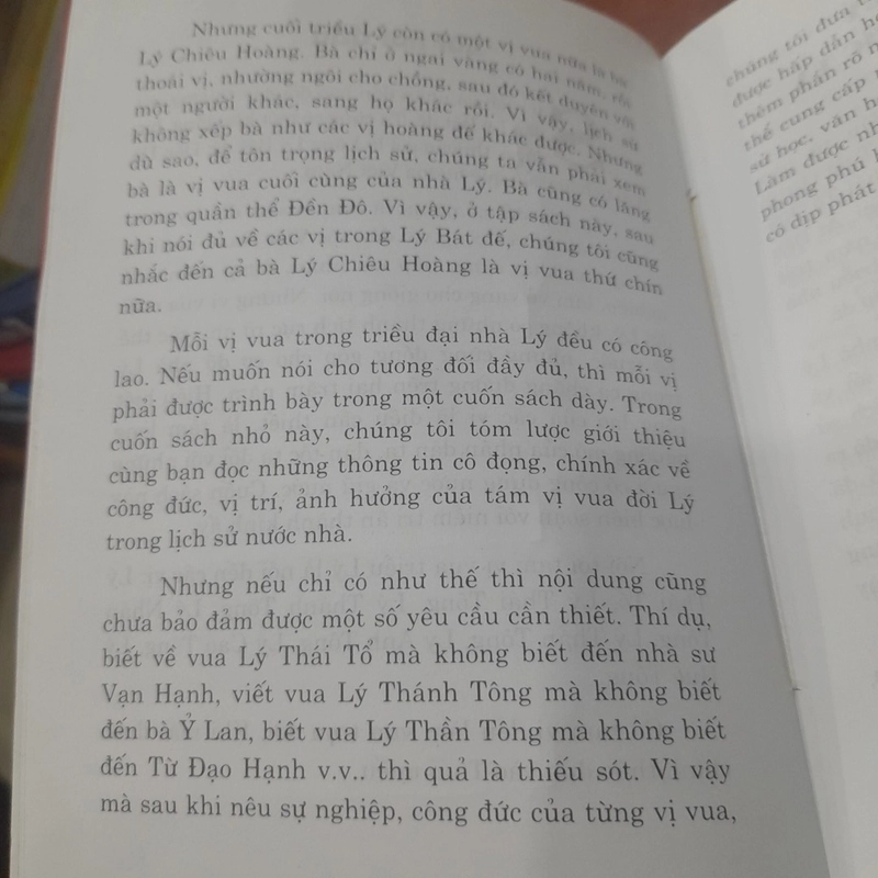 Gs. Vũ Ngọc Khánh - TÁM VỊ VUA TRIỀU LÝ 498814