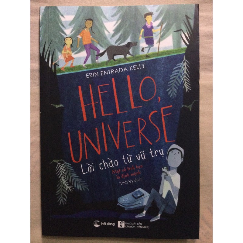 Lời chào từ vũ trụ ( Hello Universe) - Erin Entrada Kelly 149883