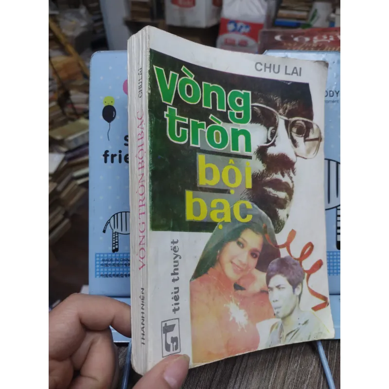 Sách: Vòng tròn bội bạc - TG: Chu Lai (A1) 732703