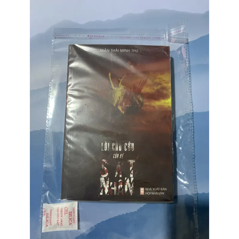 Lời cầu cứu của kẻ sát nhân  970288