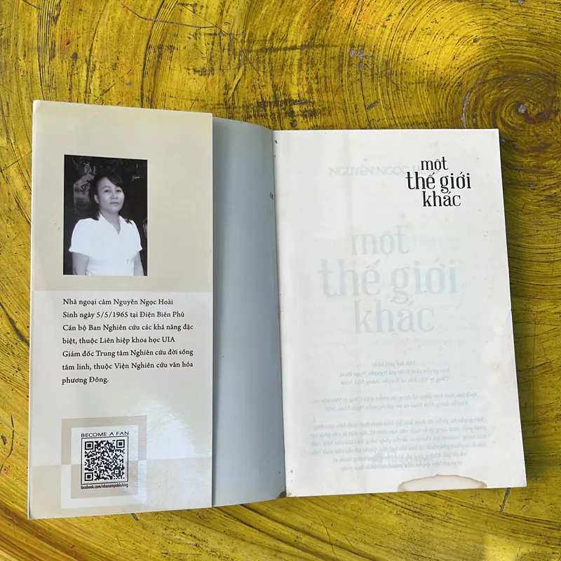 COMBO MỘT THẾ GIỚI KHÁC & NHÀ NGOẠI CẢM PHAN THỊ BÍCH HẰNG 735779