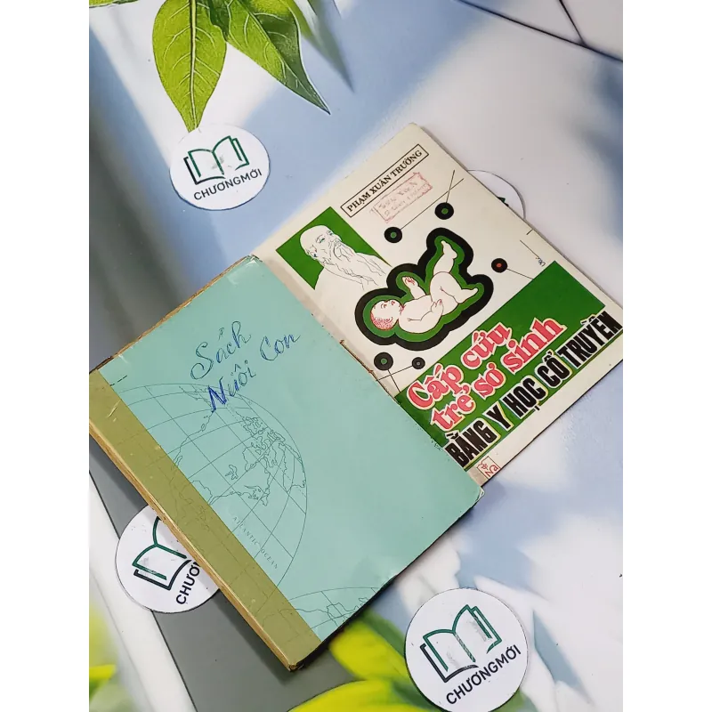 Combo: Sách Nuôi Con, Cấp Cứu Trẻ Sơ Sinh Bằng Y Học Cổ Truyền 713845