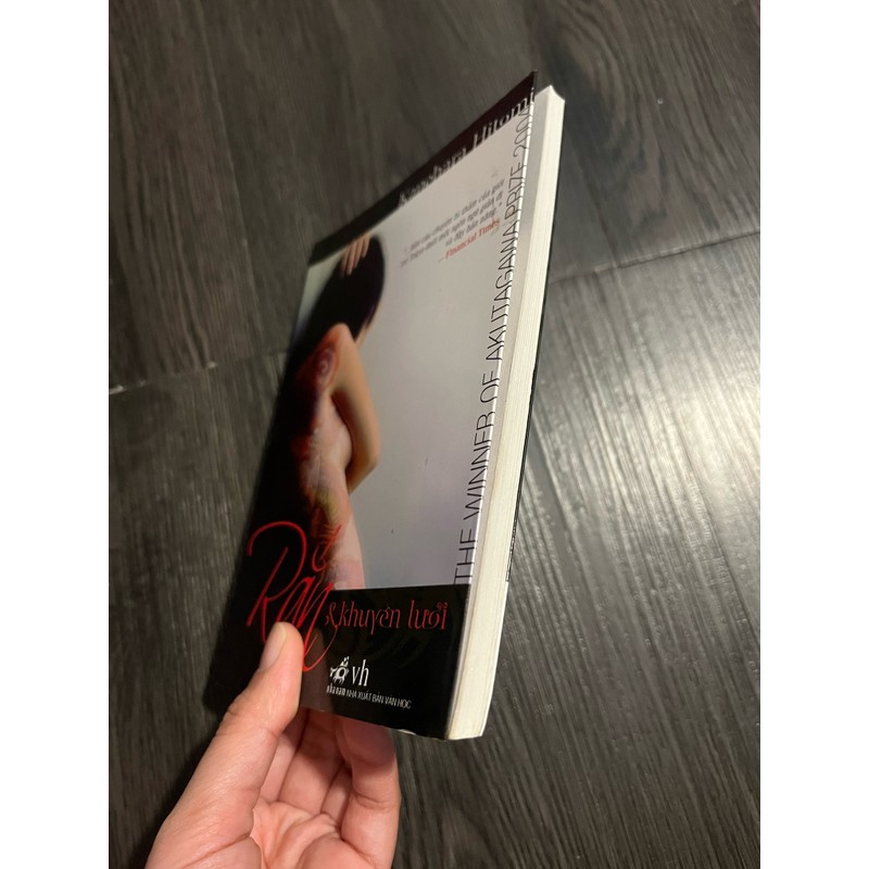 Rắn và khuyên lưỡi (VH Nhật) 178582