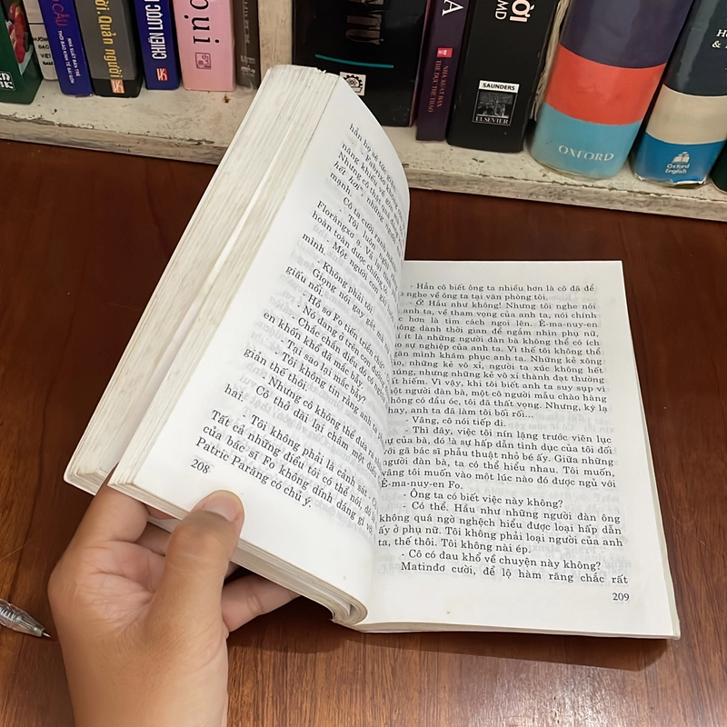 II Tựa sách: Người Bị Buộc Tội - NOELLE LORIOT - 2002 549282
