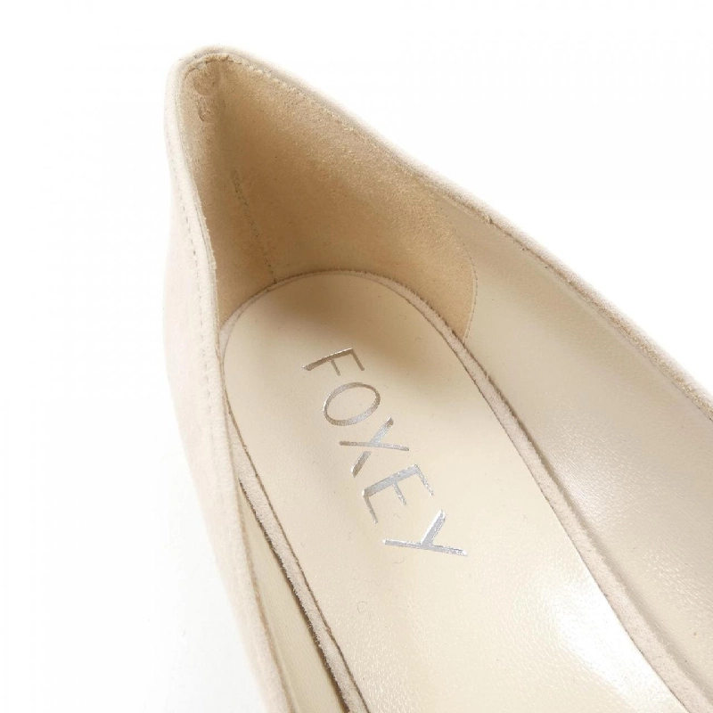 【Mã giảm giá】Giày cao gót FOXEY 663481