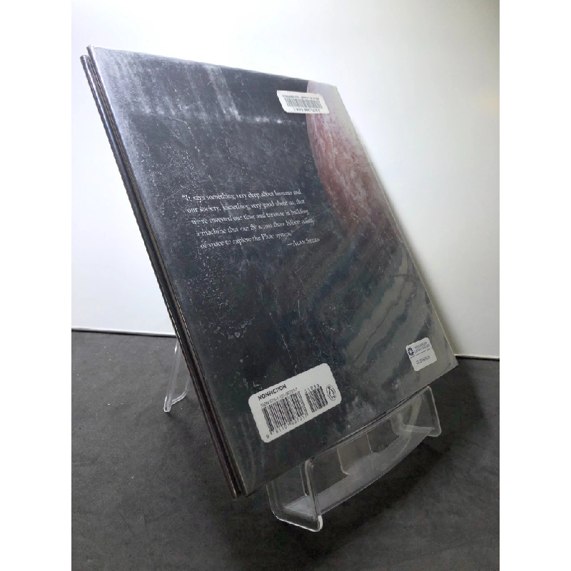 To Pluto and Beyound BÌA CỨNG mới 85% bẩn nhẹ Elaine Scott HPB3107 NGOẠI VĂN 450749
