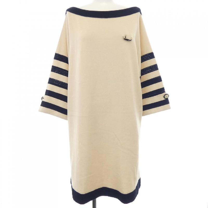 Chanel CHANEL P47532K06093 Áo thun 627003