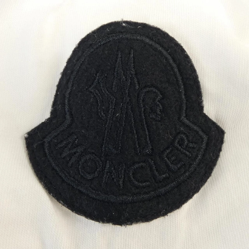 Moncler MONCLER 20938C78410 Áo thun 628788