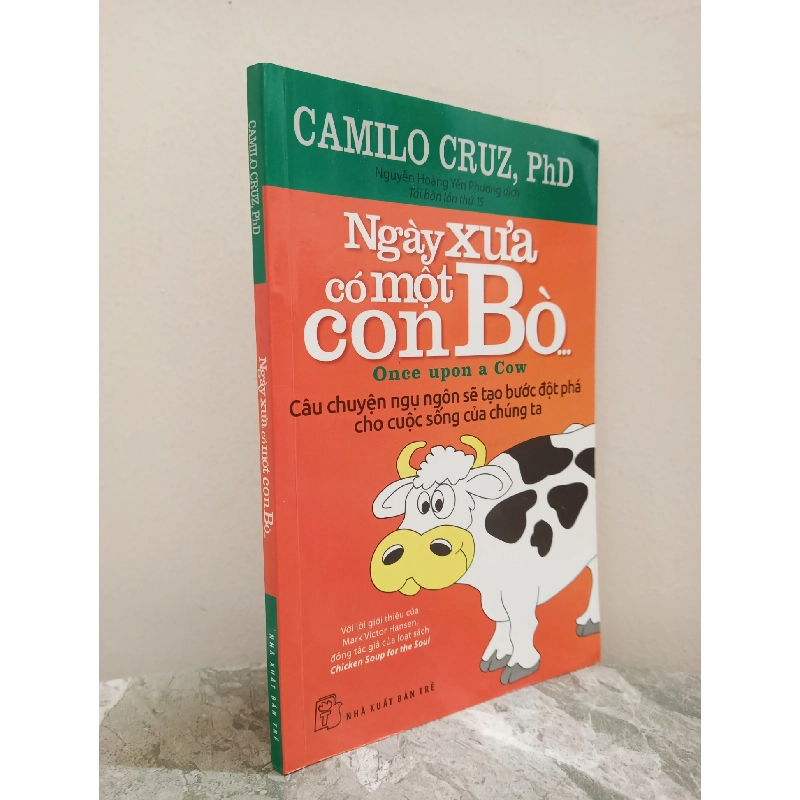 [Phiên Chợ Sách Cũ] Ngày Xưa Có Một Con Bò (2016) - Camilo Cruz, PhD S1911 714542