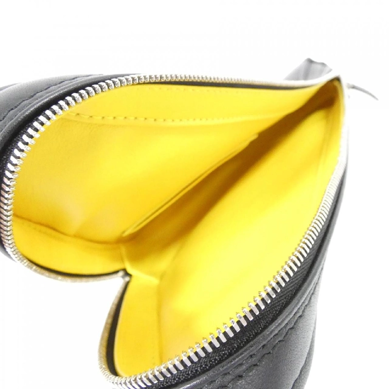 Túi Balenciaga TRIANGLE POCHETTE M 476976 618533