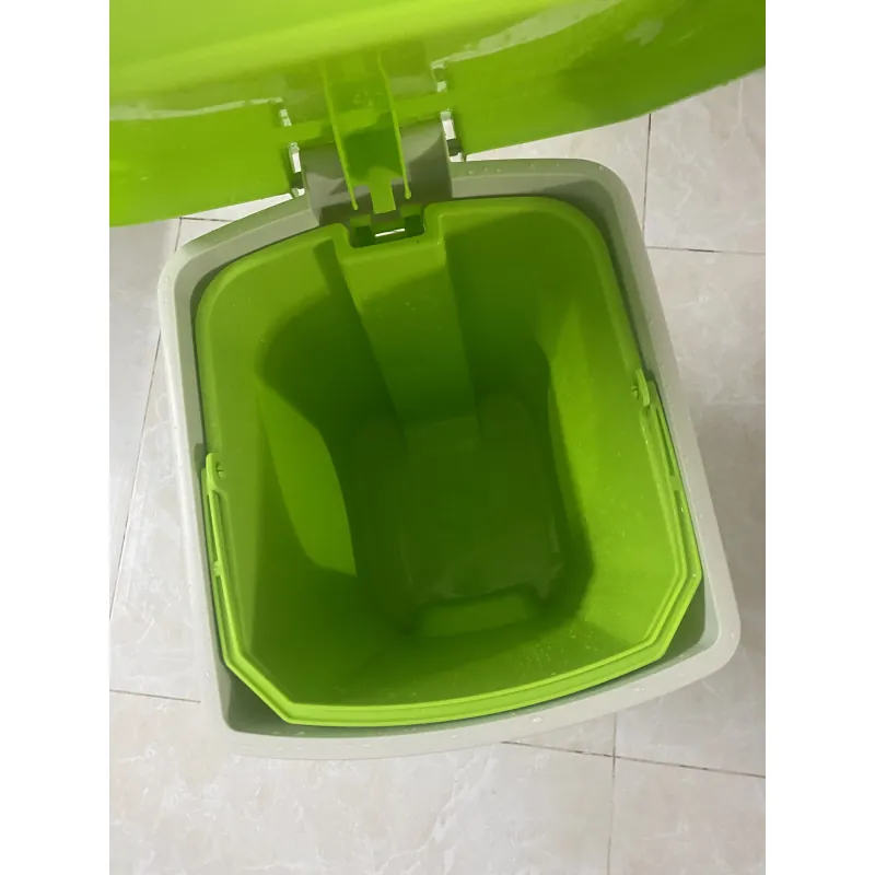 thùng rác xanh 790727