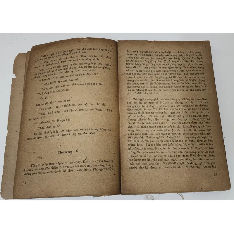 Tiểu thuyết của Ernest Hemingway: GIÃ TỪ VŨ KHÍ (Lẻ tập 1) 791345