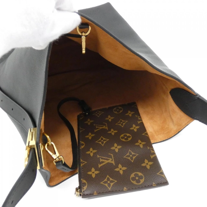 Túi xách vai Louis Vuitton Rowkey Hobo MM M24856 - Hàng hiệu Authentic 768867