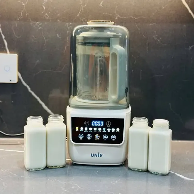 Máy làm sữa hạt UNIE UCB15 dung tích 1.5L, giảm ồn 30%, 10 chức năng nấu 785686