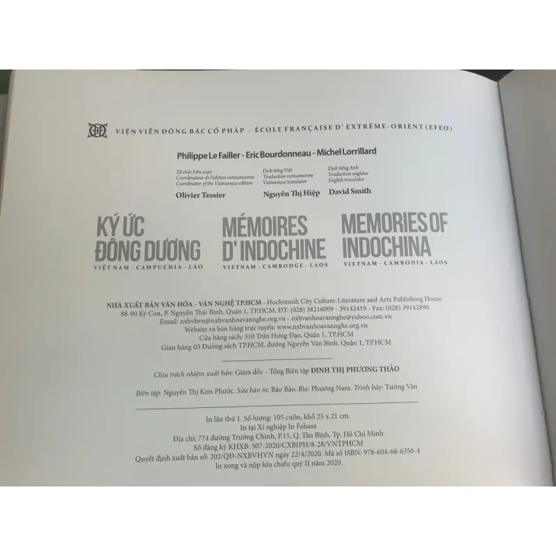Sách Ký Ức Đông Dương - Mémoires d’Indochine của Olivier Tessier mới 90% 698171