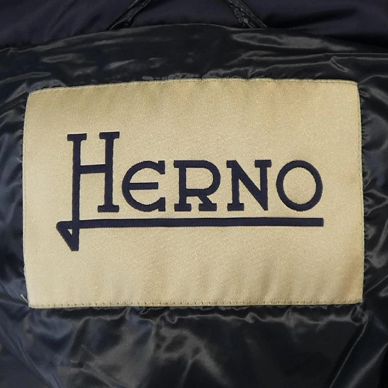 【Mã giảm giá】Áo khoác lông vũ Herno 637048