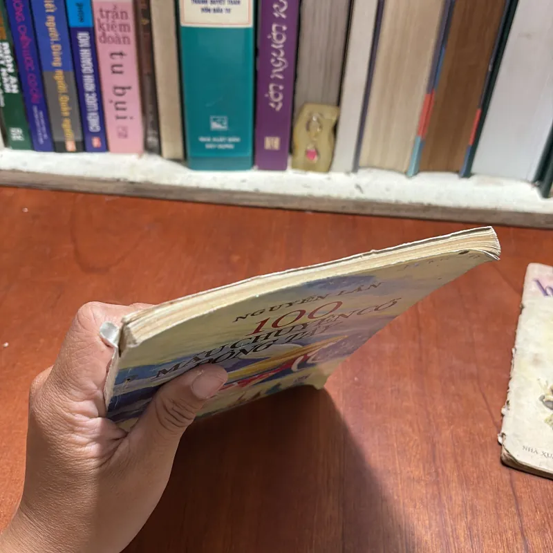 II Sưu Tầm: 100 Truyện Cổ Đông Tây - Nguyễn Lân - 1996 932928