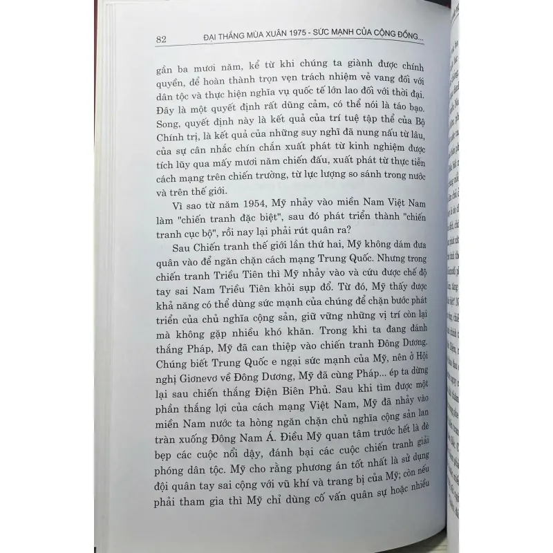 SÁCH ĐẠI THẮNG MÙA XUÂN 1975 SỨC MẠNH CỦA CỘNG ĐỒNG DÂN TỘC VIỆT NAM 712573