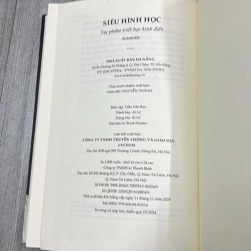 Siêu hình học. 4a1 544928