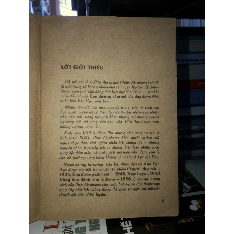 Quyền lực của đêm tối - Pitơ Abrahamx 788921