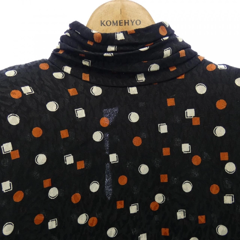 【Mã giảm giá】Saint Laurent SAINT LAURENT Áo 645337