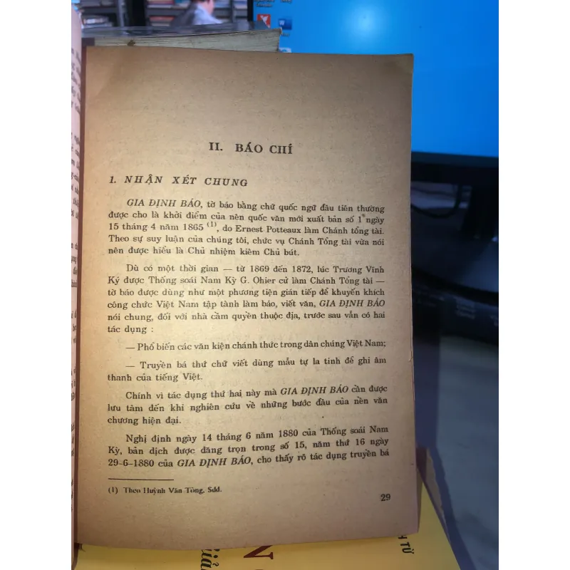 Những bước đầu của báo chí, tiểu thuyết và thơ mới - Bùi Đức Tịnh 1005720