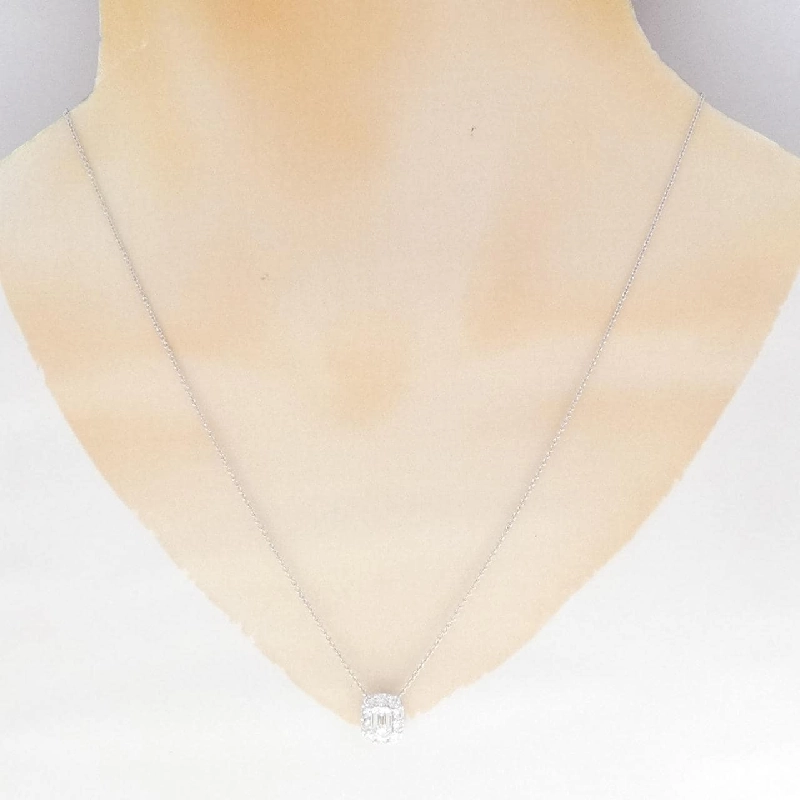 Dây chuyền Graph 0.60CT G VS1 Cắt Emerald - Hàng hiệu Chính hãng 840175