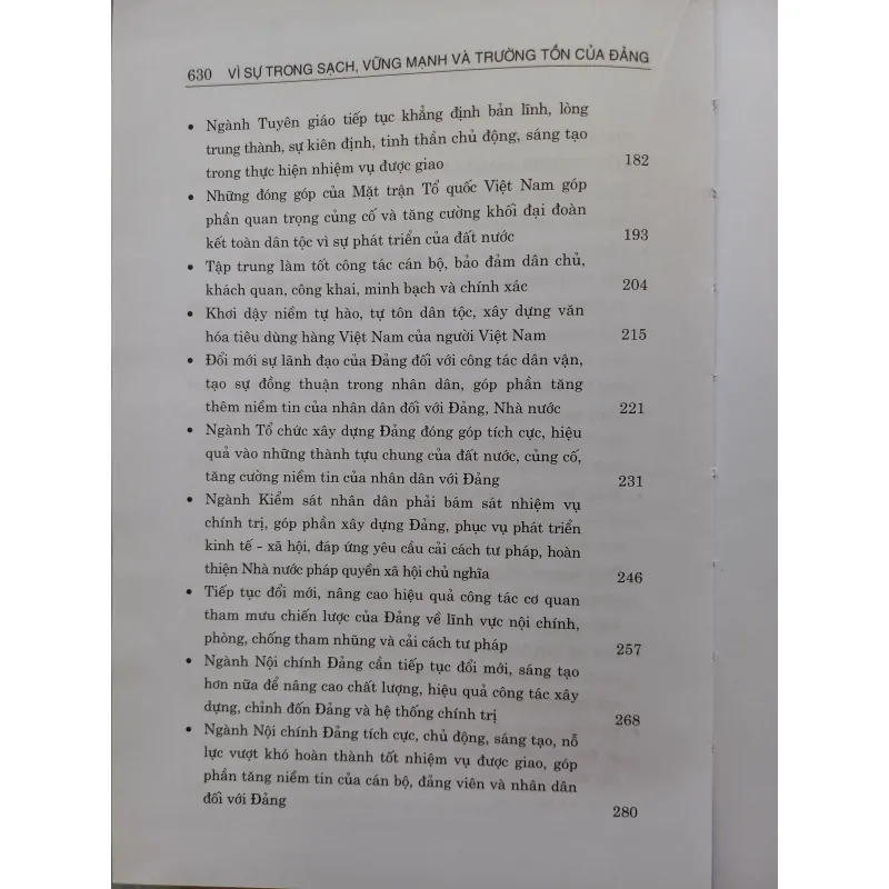 Sách: Vì sự trong sạch, vững mạnh và trường tồn của Đảng 935402