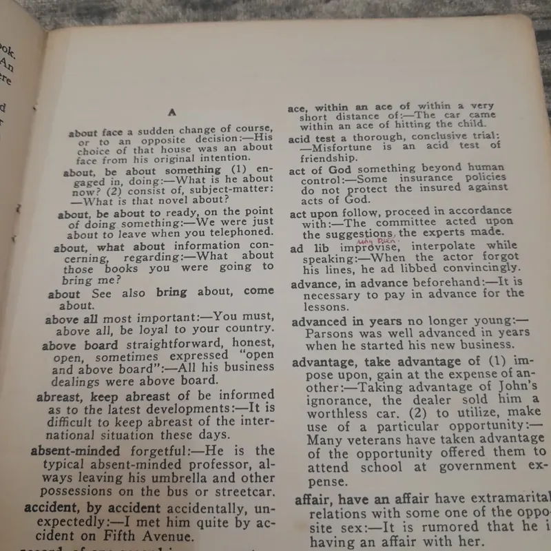 Handbook of American & Idiomatic Usage by Harold C. Whitford...1953 732655