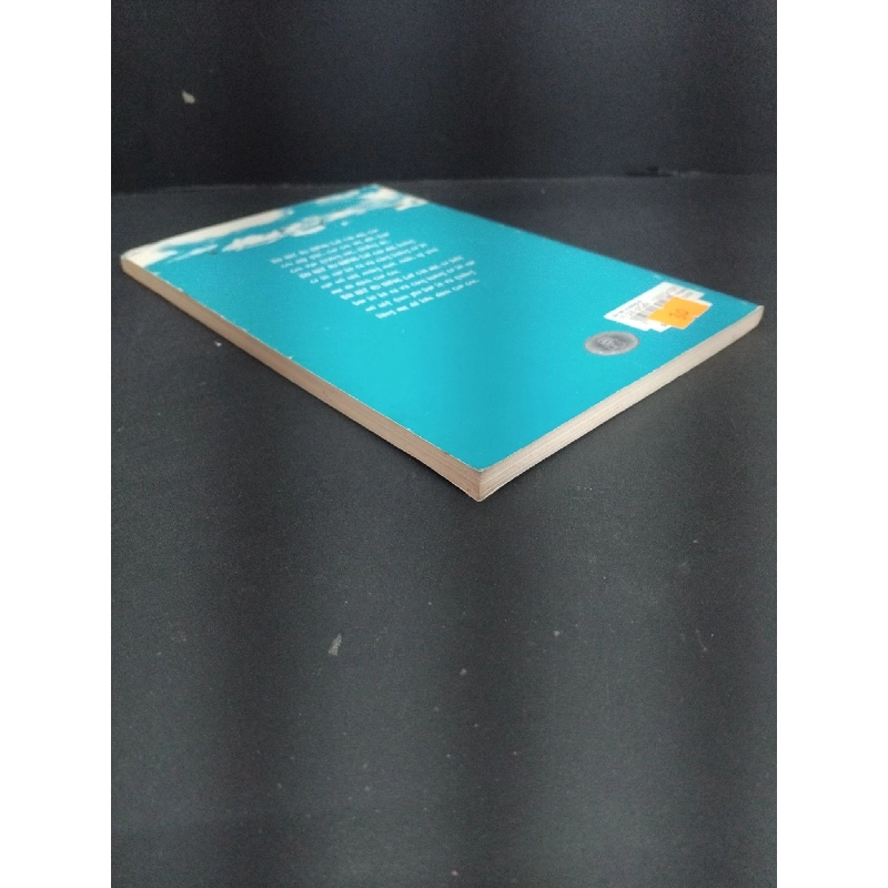 Bài hát ru không lời mới 70% bẩn bìa, ố nhẹ, tróc gáy, tróc bìa 2005 HCM2811 Yến Nhi VĂN HỌC 917923