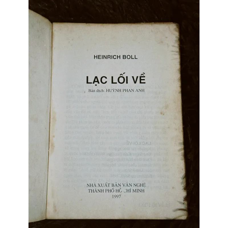 Lạc lối về 698386