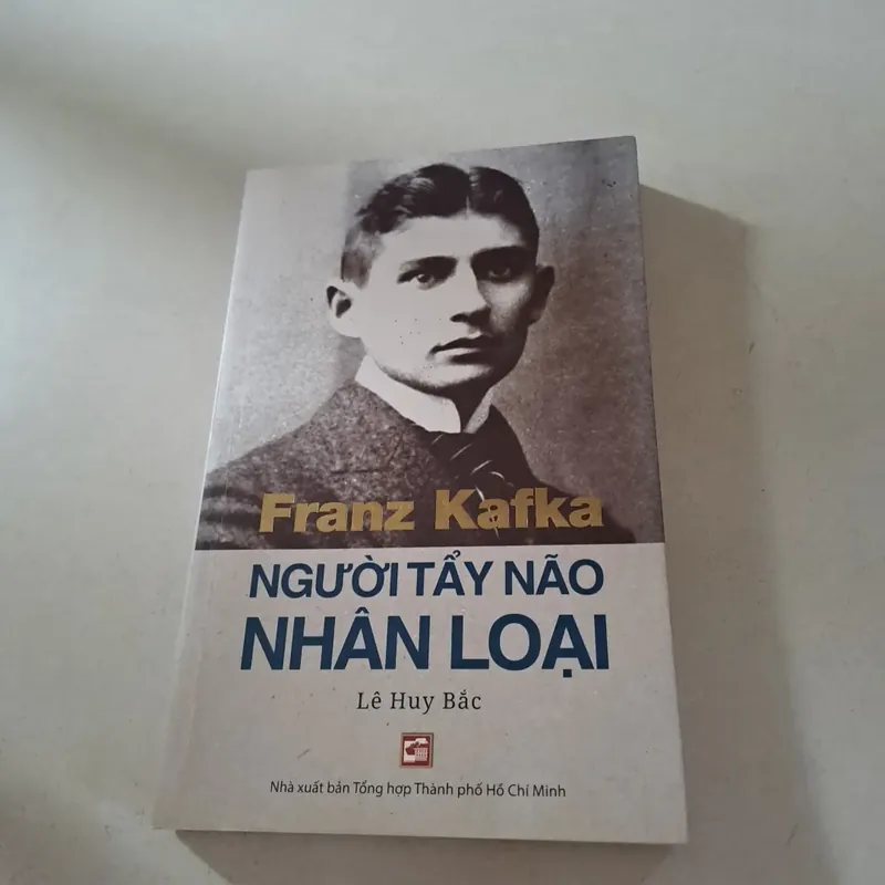 Kafka người tẩy não nhân loại 597570