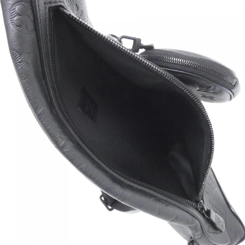 Túi đeo chéo Monogram Shadow Duo của Louis Vuitton M21890 610932