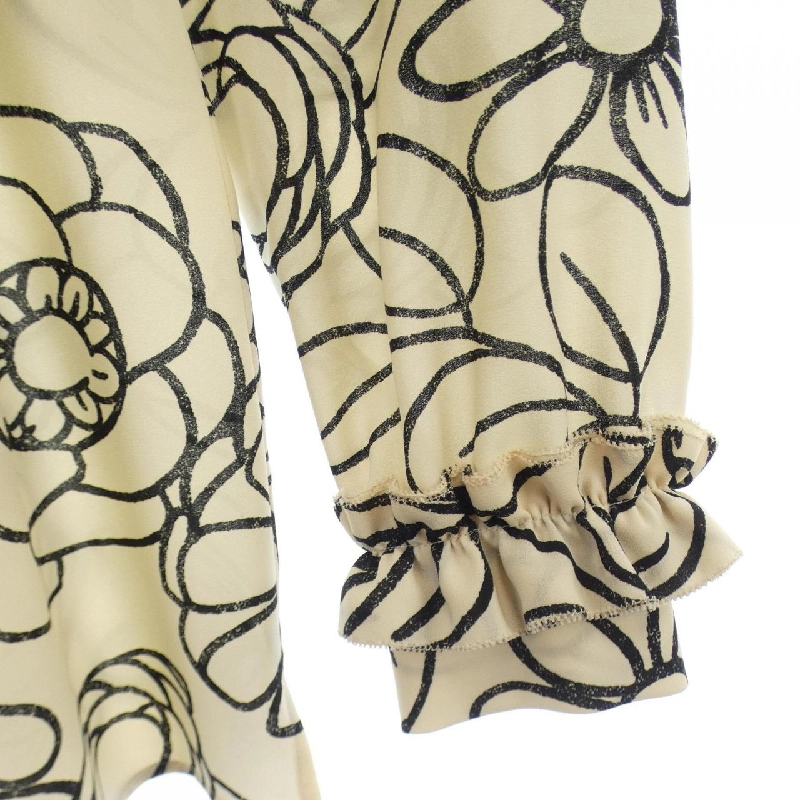 【クーポン対象】トゥービーシック TO BE CHIC áo 638560