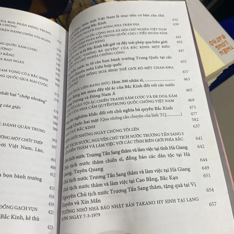 KÝ SỰ MỘT THỜI 1979 1005069