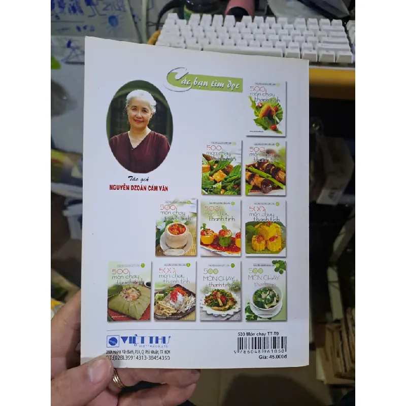 500 món chay thanh tịnh tập 9 Nguyễn Dzoãn Cẩm Vân mới 90% sách màu 2019 KỸ NĂNG HCM1709 560004