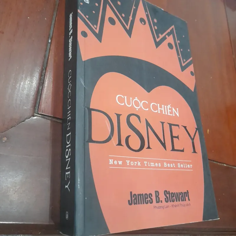 James B. Stewart - CUỘC CHIẾN DISNEY 574375