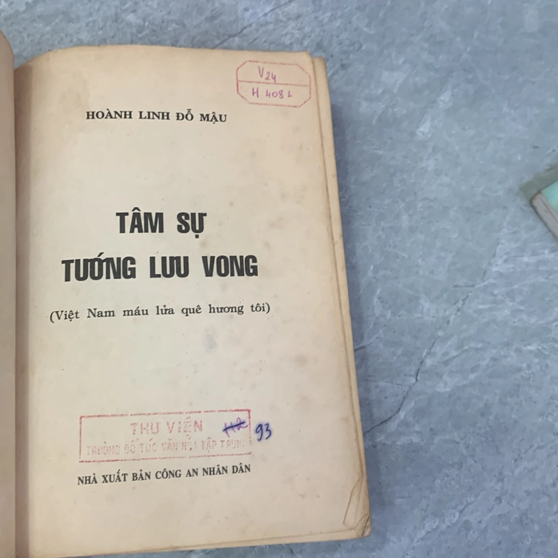 Tâm sự tướng lưu vong  311995