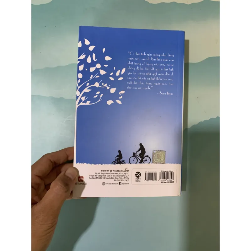 Vô cùng tàn nhẫn vô cùng yêu thương  1017923