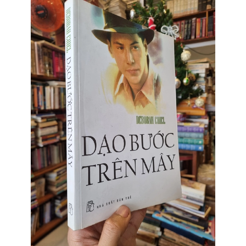 Dạo Bước Trên Mây - Deborah Chiel 359316