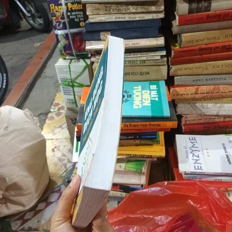 Ứng Dụng Dịch Học Trong Dự Đoán Tương Lai 716804