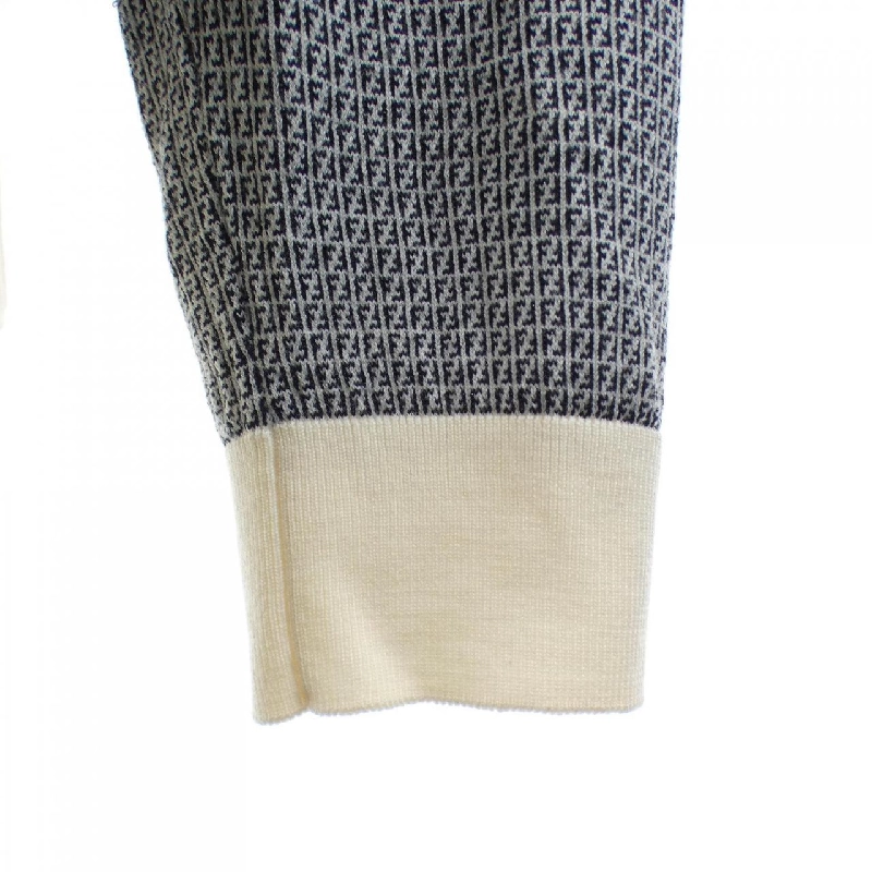 FENDI FZY458 AH3C Áo len - Hàng hiệu Chính hãng 885457