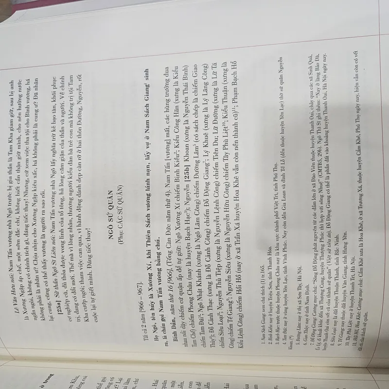 Đại việt sử ký toàn thư trọn bộ 2q bìa cứng (có hộp) tớ, nặng khoảng 9kg như hình 567778