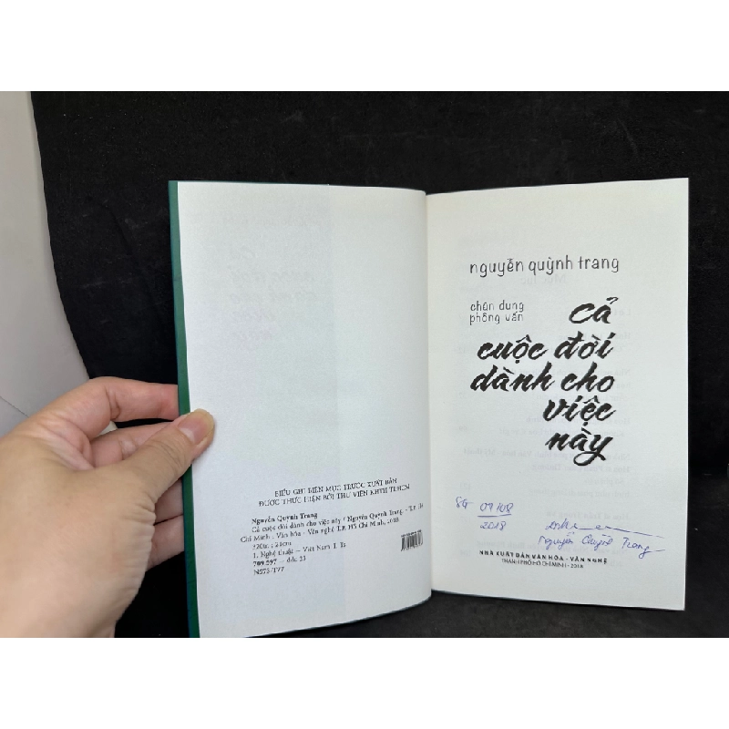 [Phiên Chợ Sách Cũ] Cả Cuộc Đời Dành Cho Việc Này, Nguyễn Quỳnh Trang, 2018 1304 SBM 446124