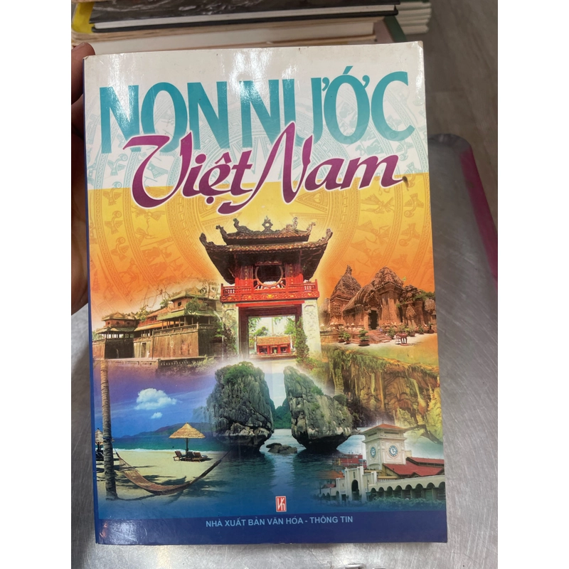 Non nước Việt Nam 362135