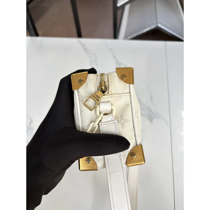 TÚI HỘP LV SOFT TRUNK MINI TRẮNG TINH KHÔI  976848