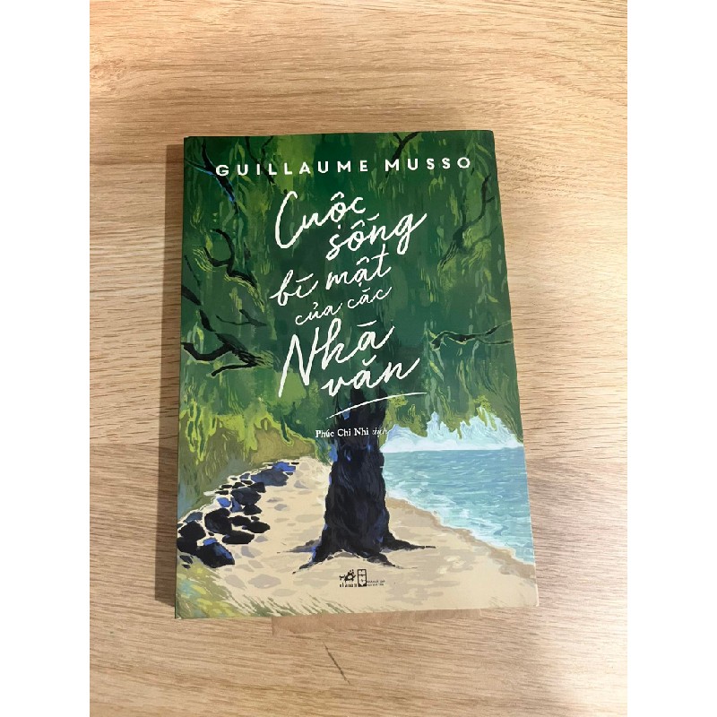 Cuộc sống bí mật của các nhà văn 8768