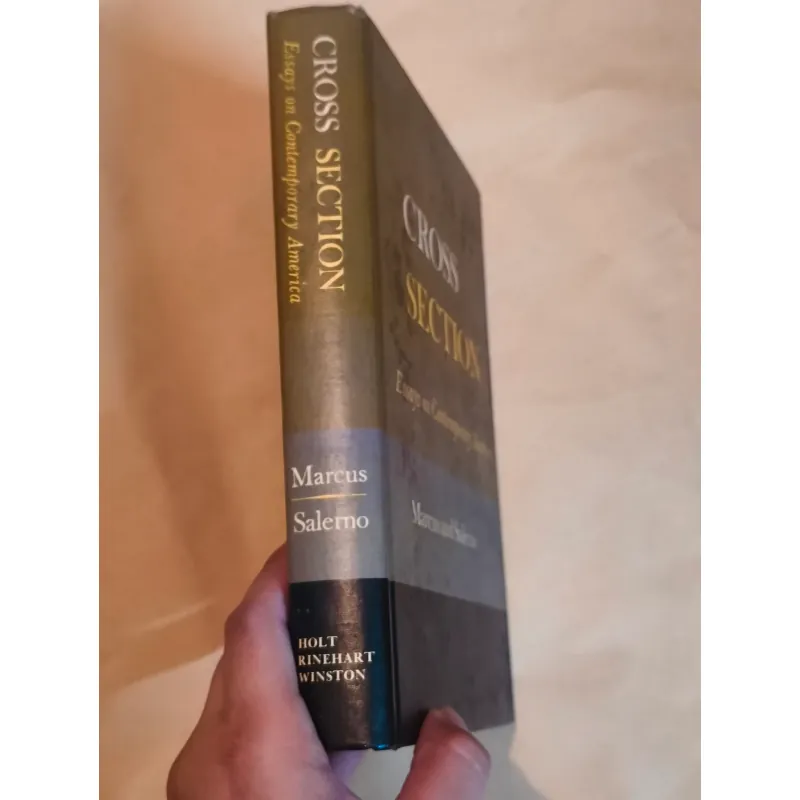 Cross Section: Essays on Contemporary America (Hardcover) 1004722
