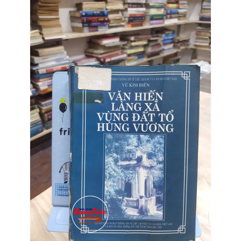 Sách - Văn hiến làng xã vùng đất tổ Hùng Vương - Vũ Kim Biên (A1) 564226