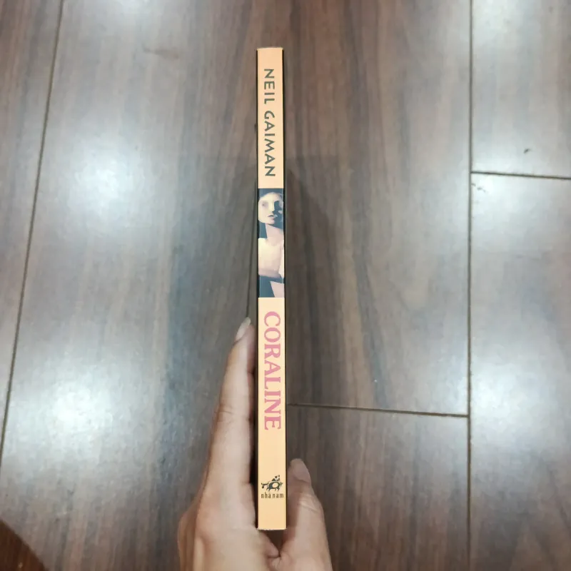  Coraline - Neil gaiman 1036070